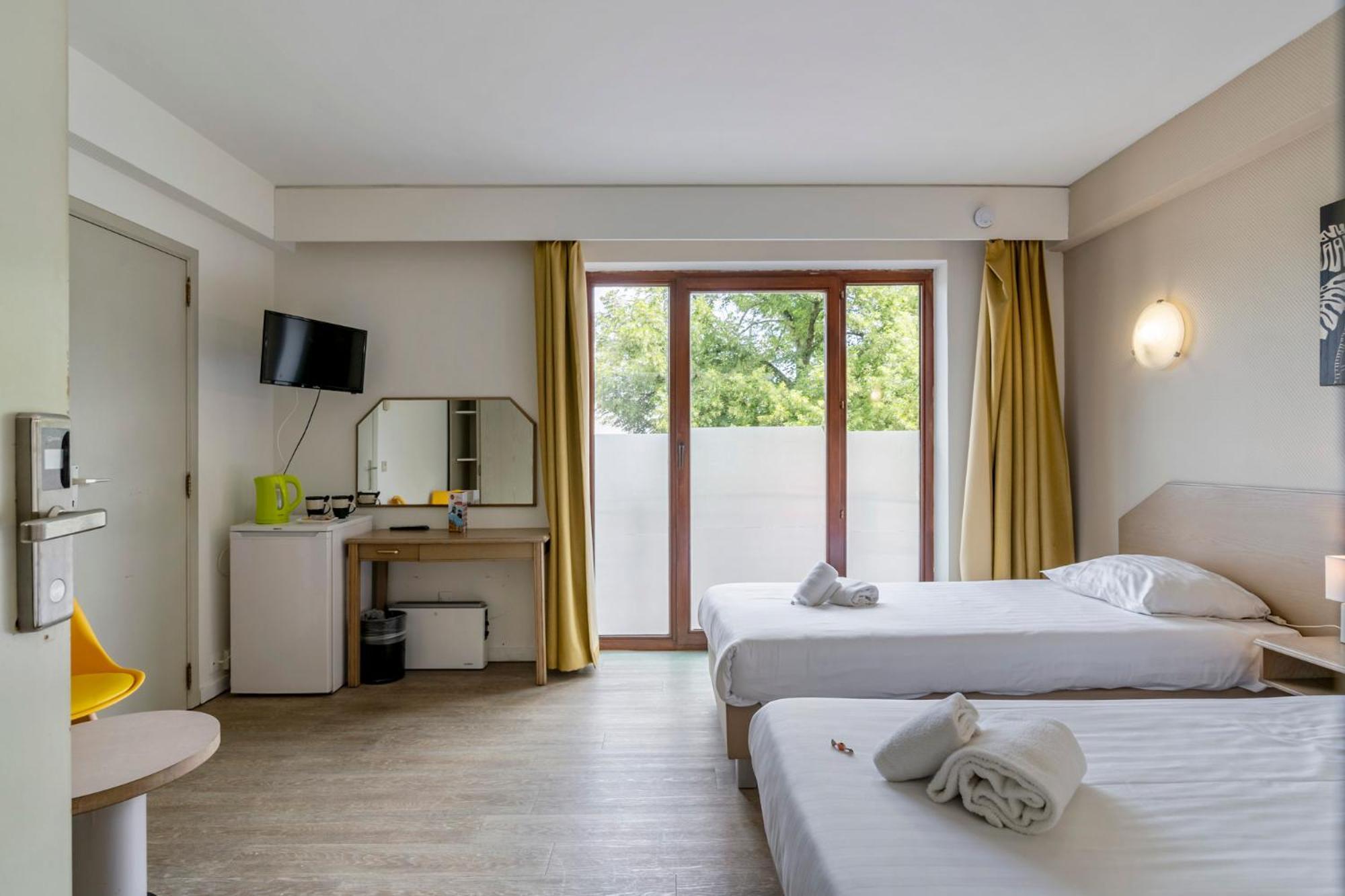 Отель Sleep & Go Brussels South Ватерлоо Экстерьер фото