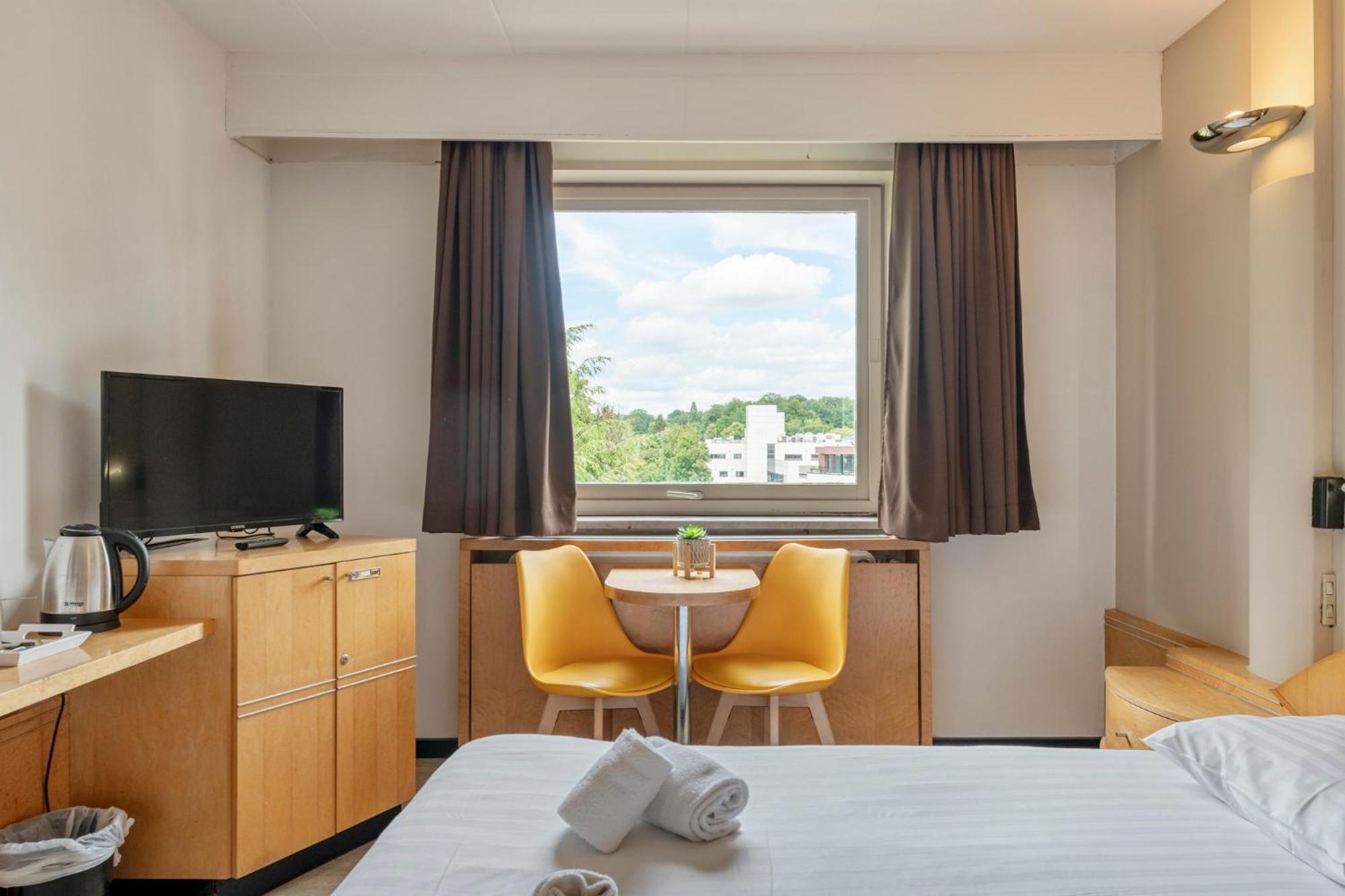 Отель Sleep & Go Brussels South Ватерлоо Экстерьер фото