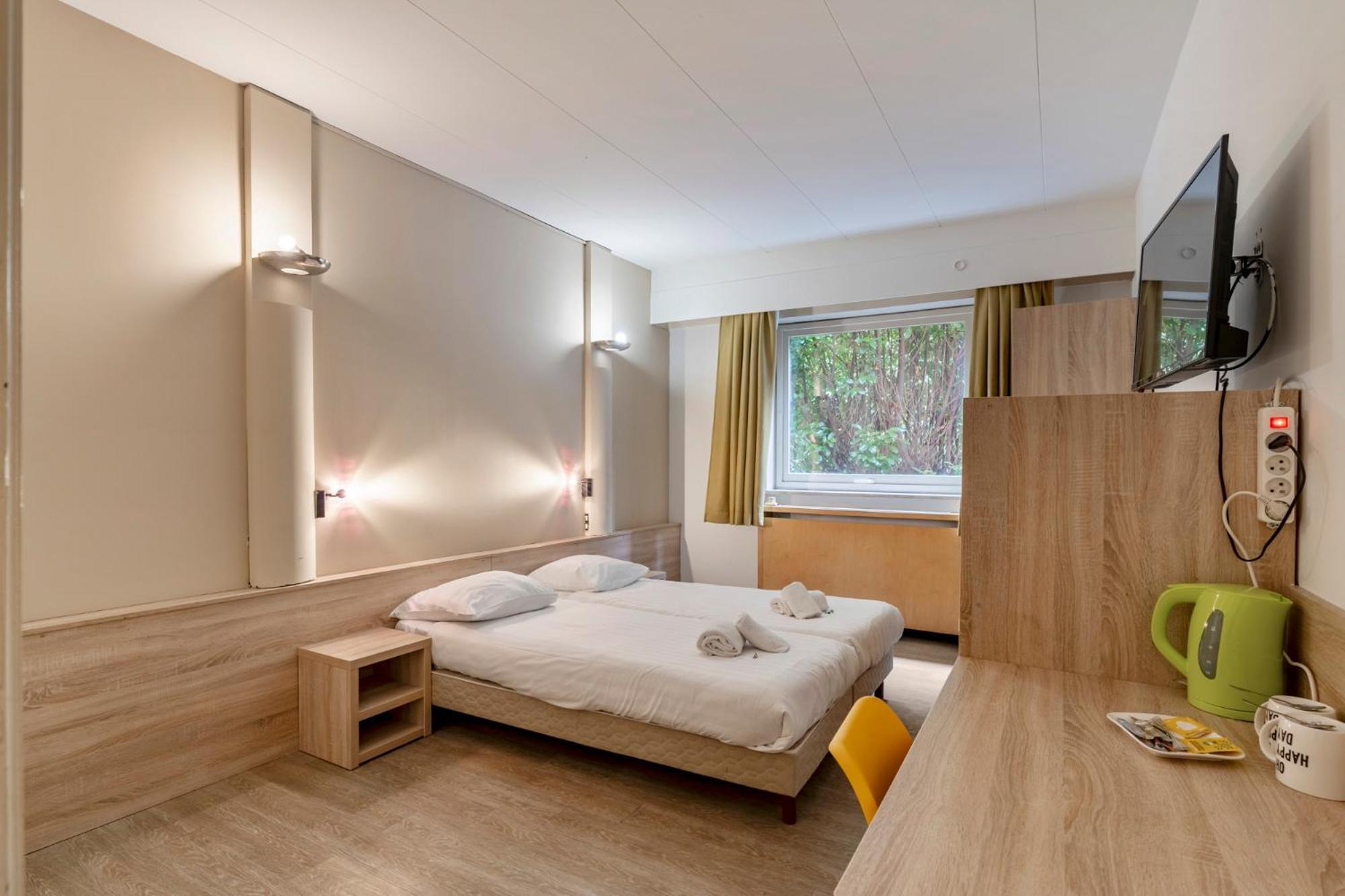 Отель Sleep & Go Brussels South Ватерлоо Экстерьер фото