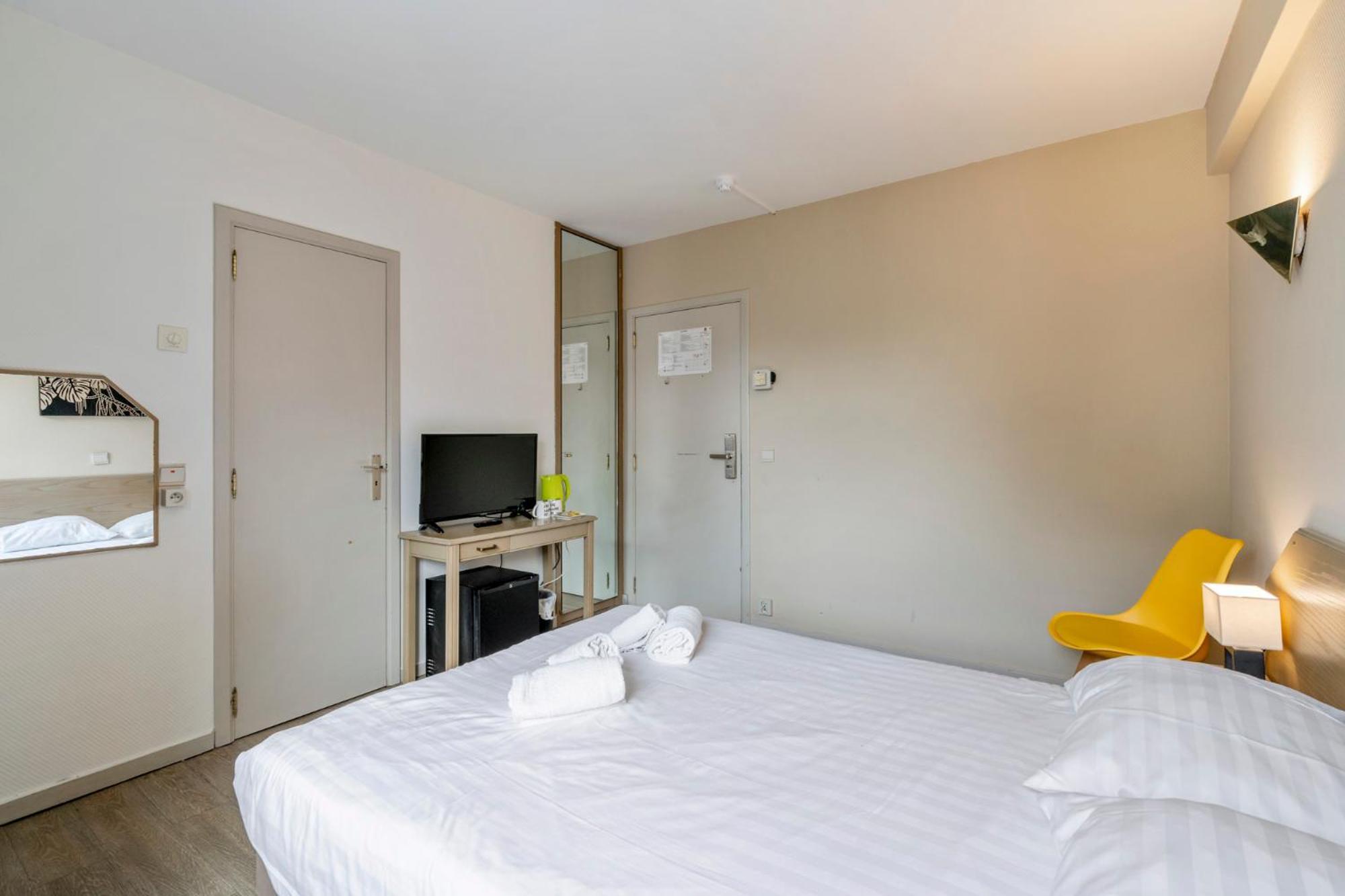 Отель Sleep & Go Brussels South Ватерлоо Экстерьер фото